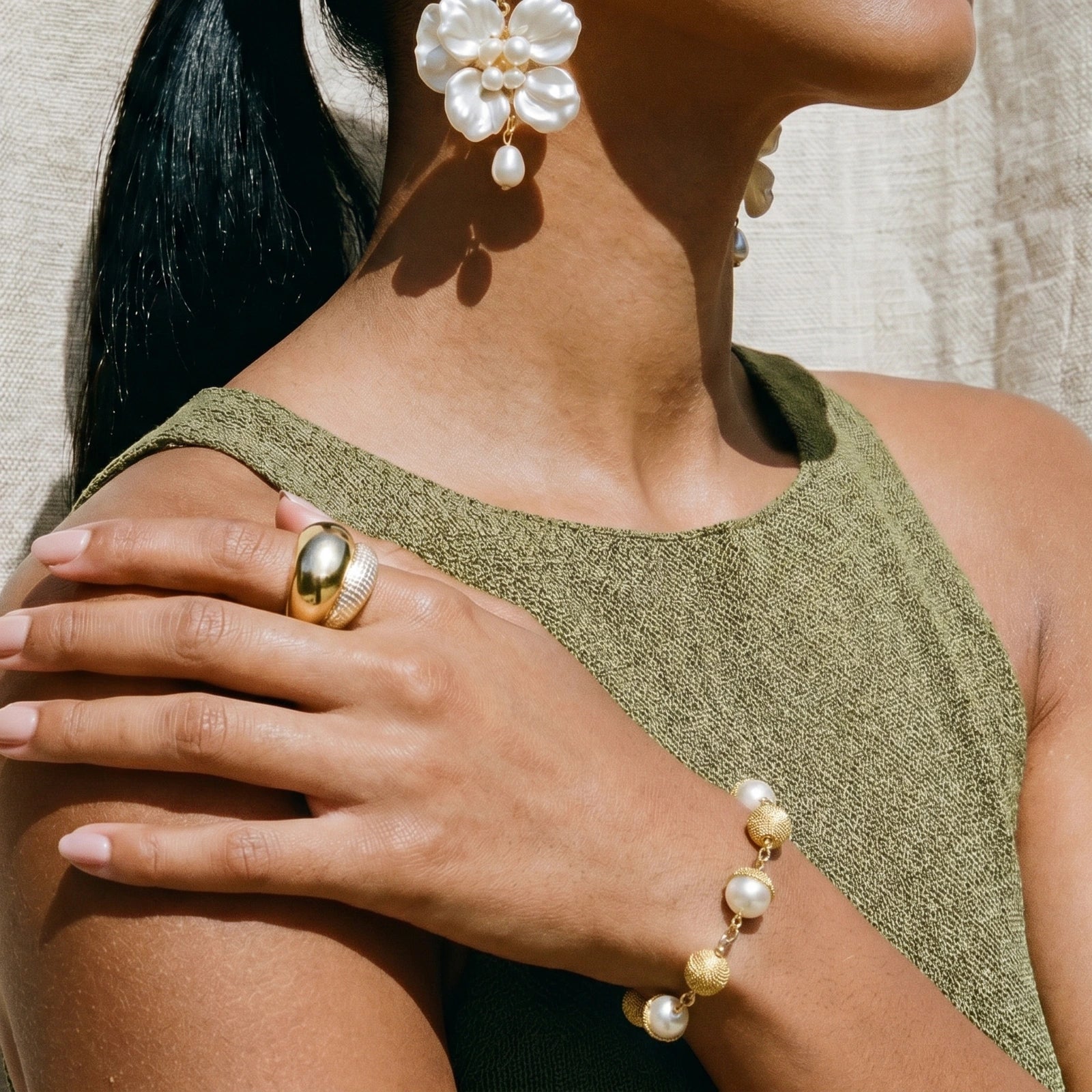 Golden Mesh Pearl Bracelet | Mrs.MaryMack